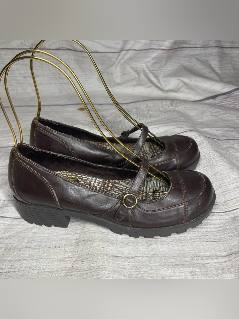 Hot Kiss Women’s 6.5 Vintage Y2K Brown Mary Jane shoes